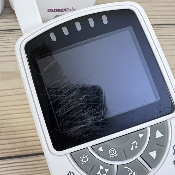 Lorex SWEET PEEP Baby Monitor 2.4" Screen Pan Tilt Camera Night Vision Lullaby - Picture 4 of 15